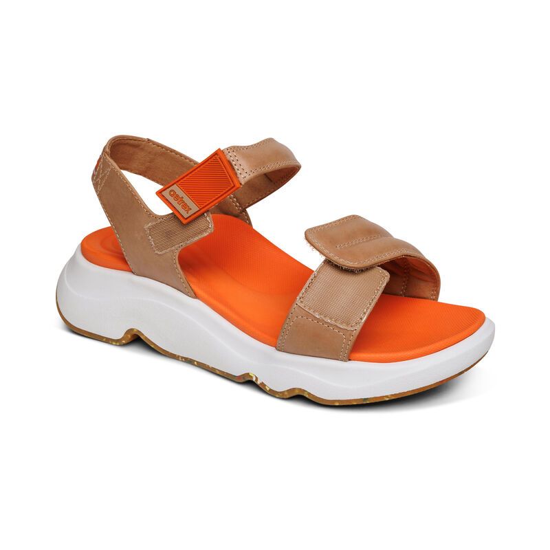 Aetrex Whit Camel
