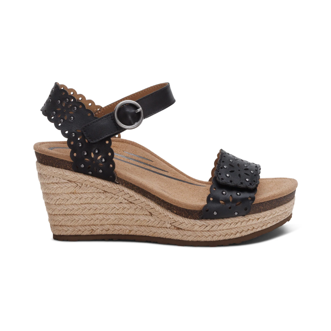 Aetrex Sydney Black Cutout
